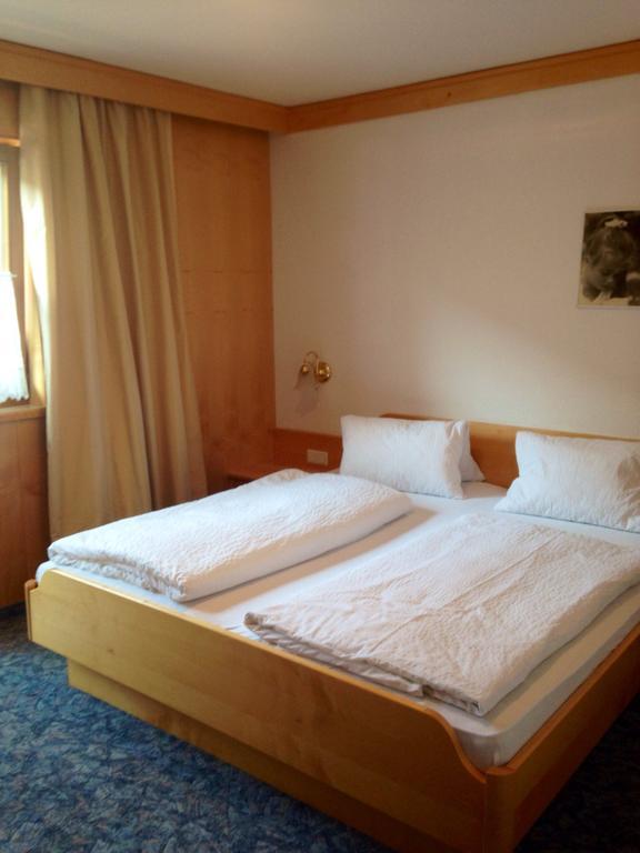 Pension Kuntschner Mittersill Zimmer foto